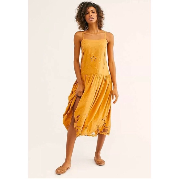 Free People Dresses & Skirts - Free People Georgie Midi Dress Embroidered L New